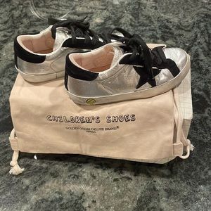 Golden goose girls size 28 shoes black and silver